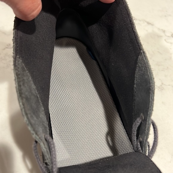 Clarks Men’s Leather Upper Chukka Boots 12M - Picture 4 of 6